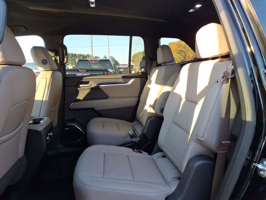 New 2026 GMC Acadia Elevation w/ Elevation Premium Package FWD image 23