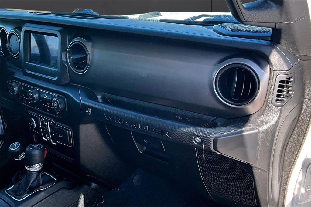 Used 2020 Jeep Wrangler Unlimited Sport S image 16