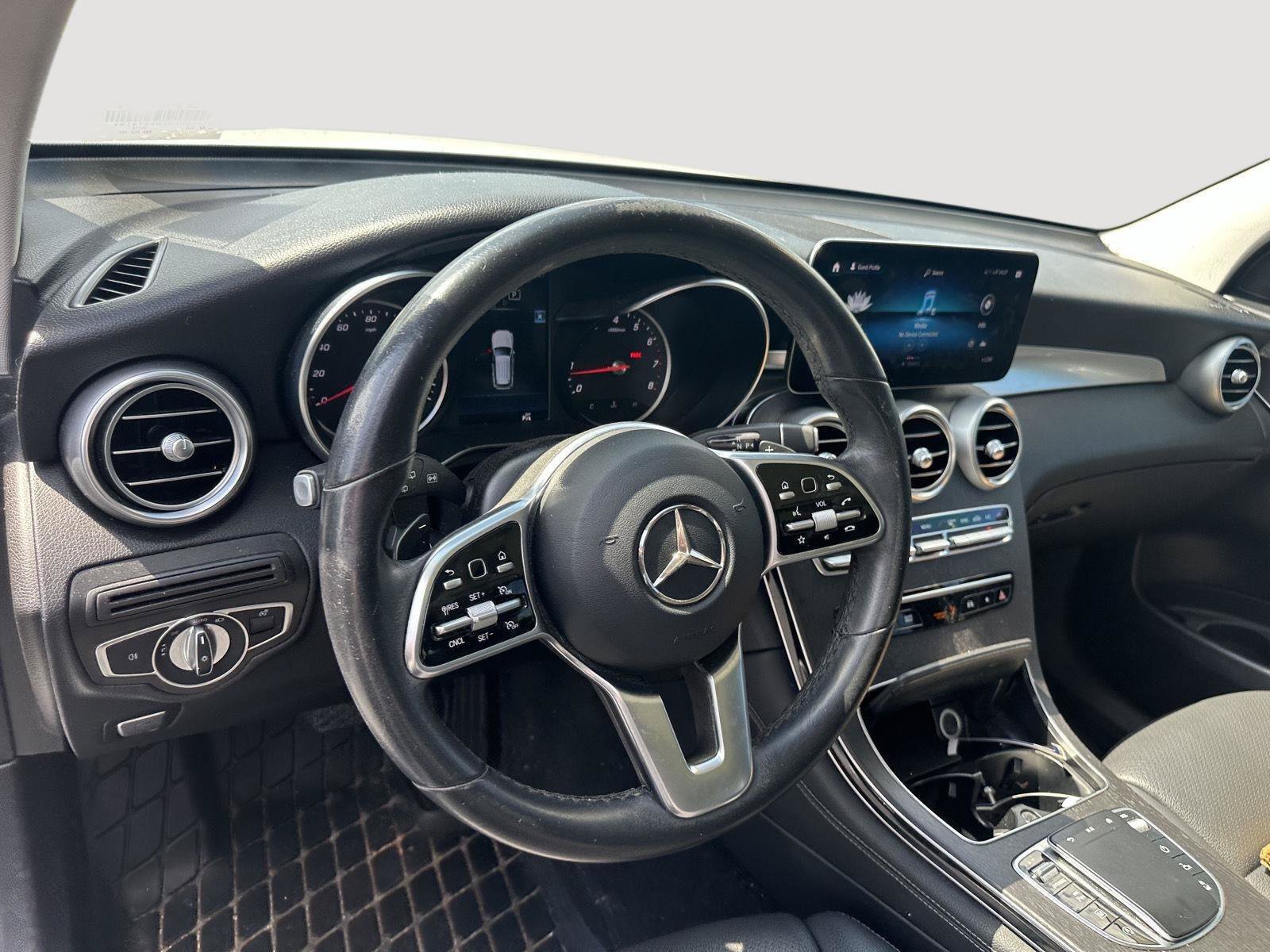 Used 2021 Mercedes-Benz GLC 300 image 10