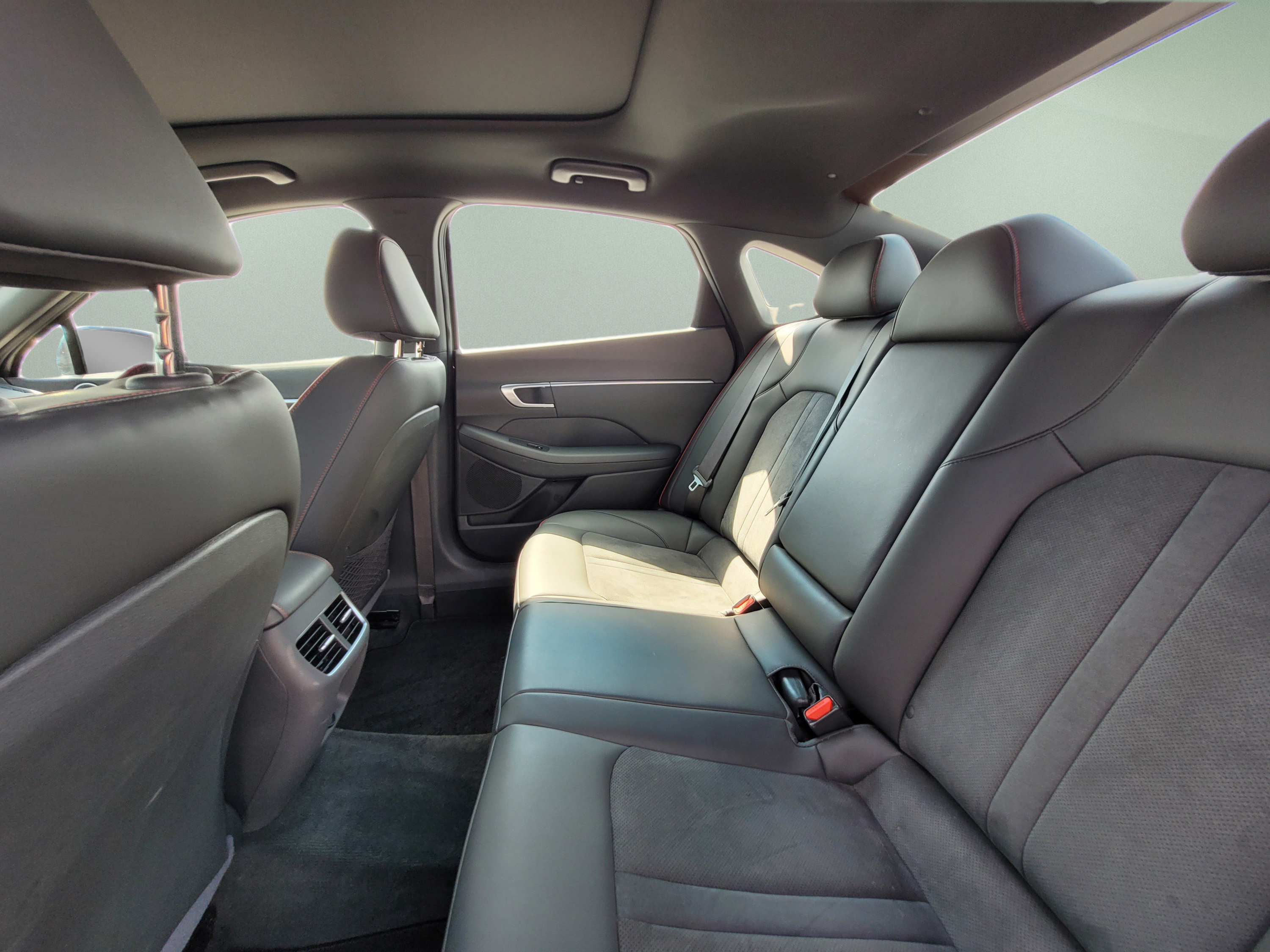 Used 2021 Hyundai Sonata SEL Plus w/ Tech Package FWD image 17