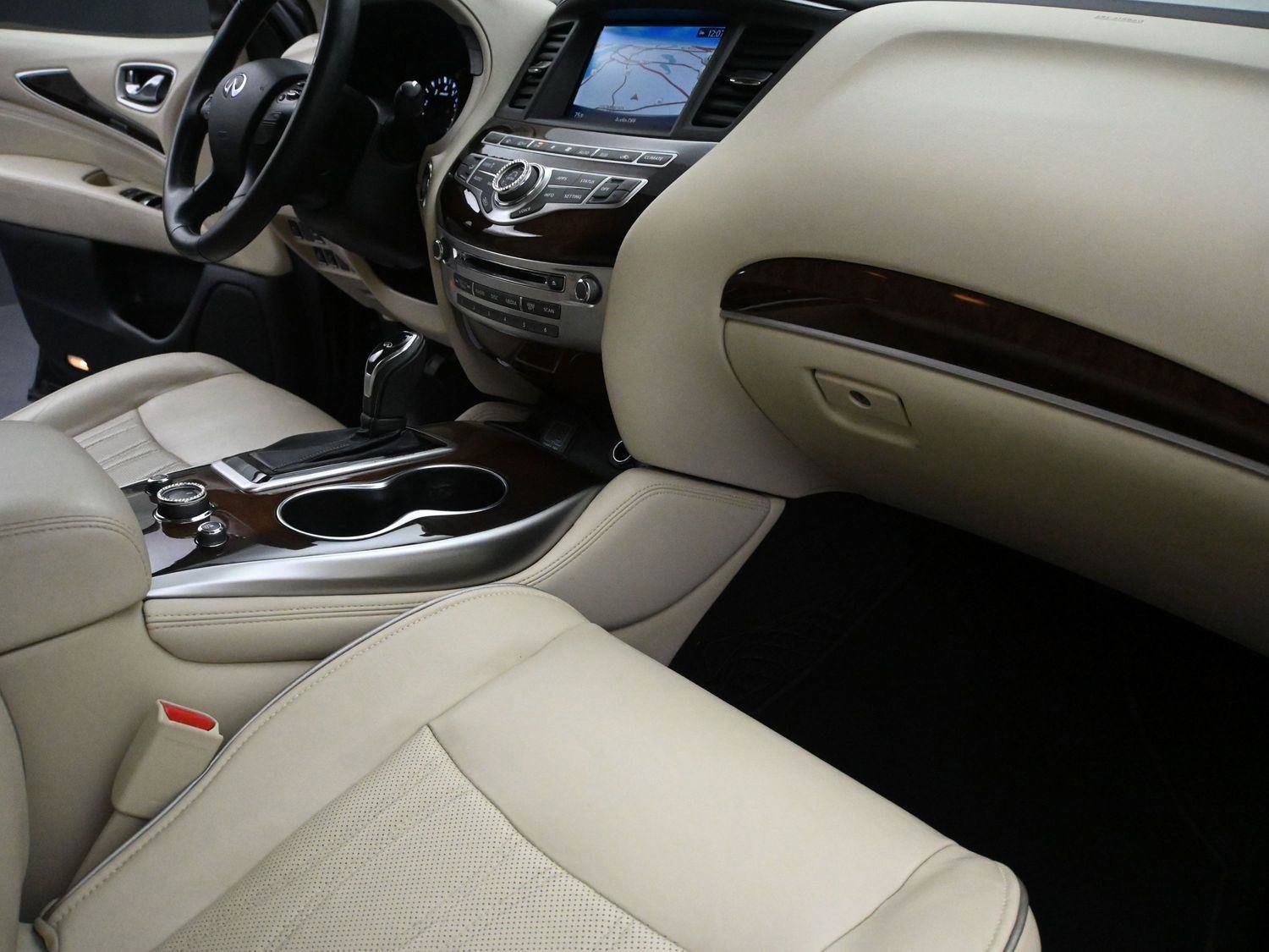 Used 2020 INFINITI QX60 Luxe w/ Sensory Package AWD/4WD image 17
