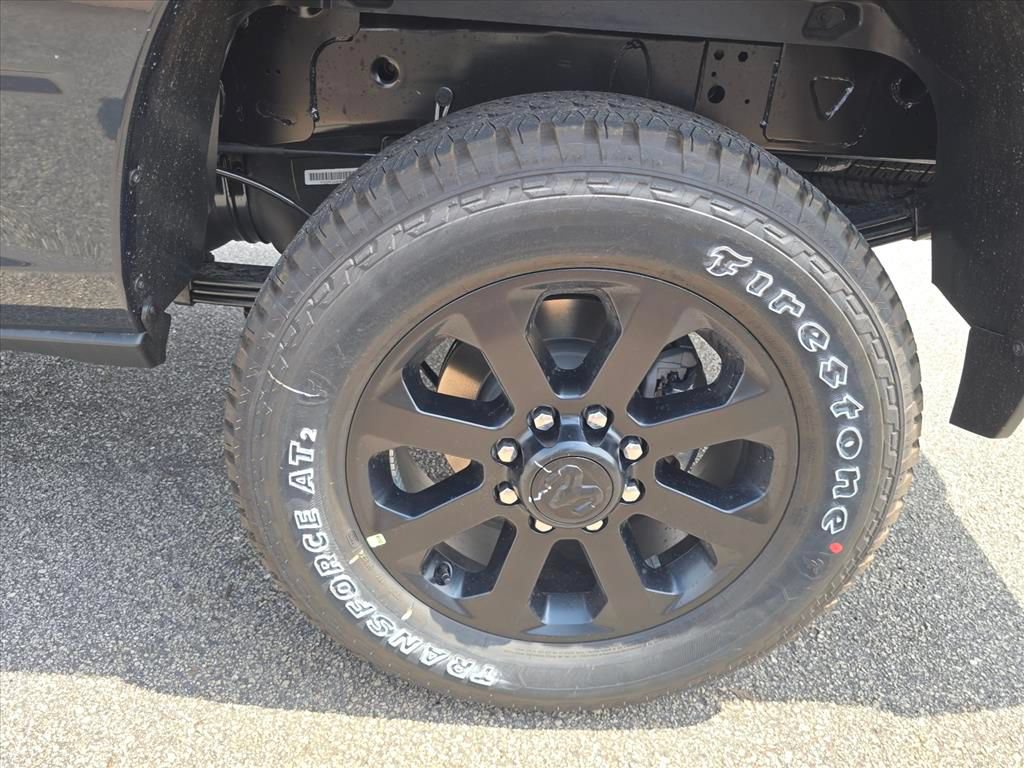 New 2027 RAM 3500 Big Horn AWD/4WD image 7