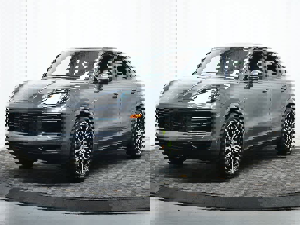 New 2025 Porsche Cayenne S