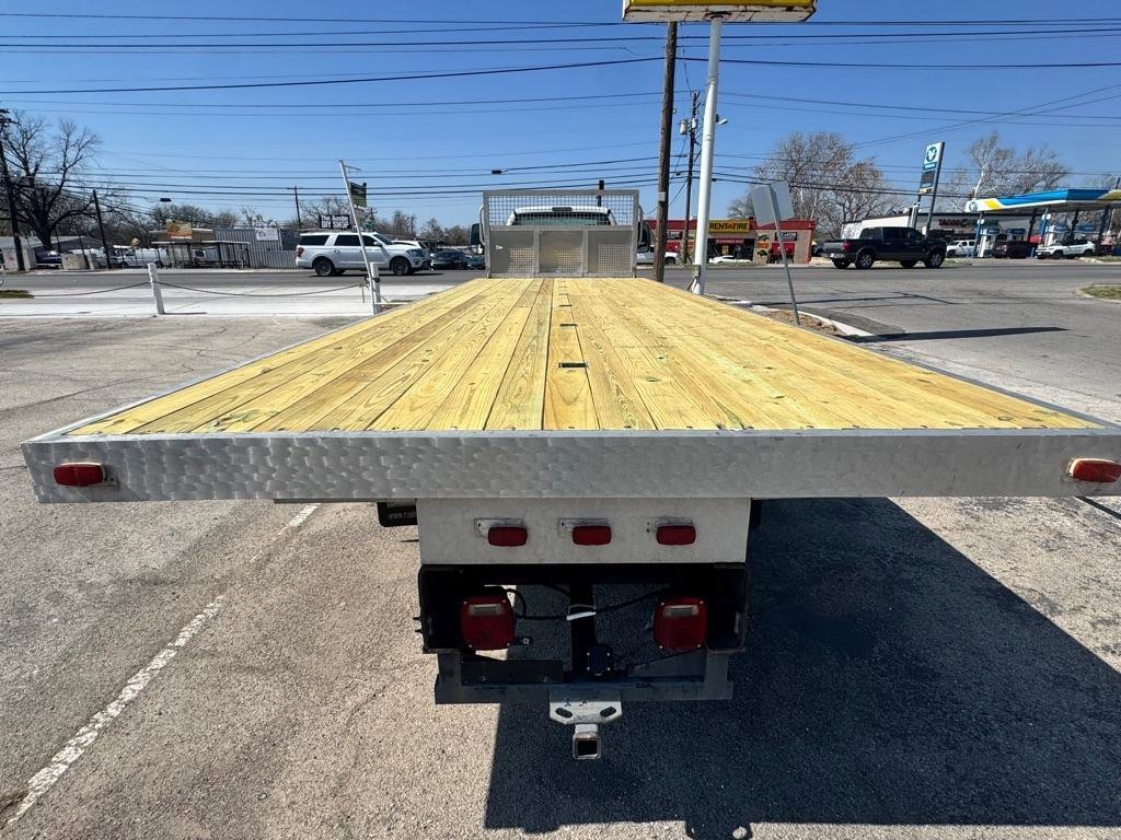 Used 2021 Ford F750 2WD Regular Cab Super Duty image 13
