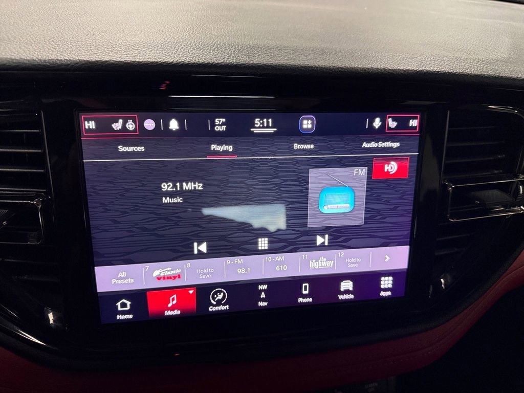 Used 2022 Dodge Durango R/T w/ Trailer Tow Group IV image 32