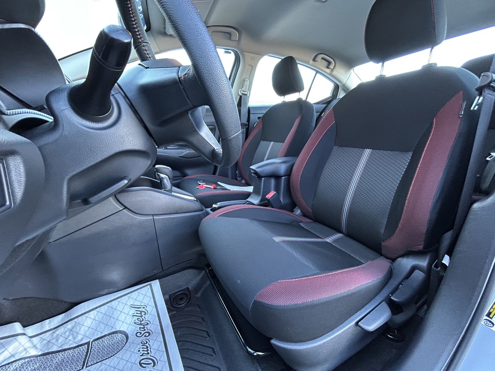 Used 2023 Nissan Versa SR w/ Trunk Package image 10