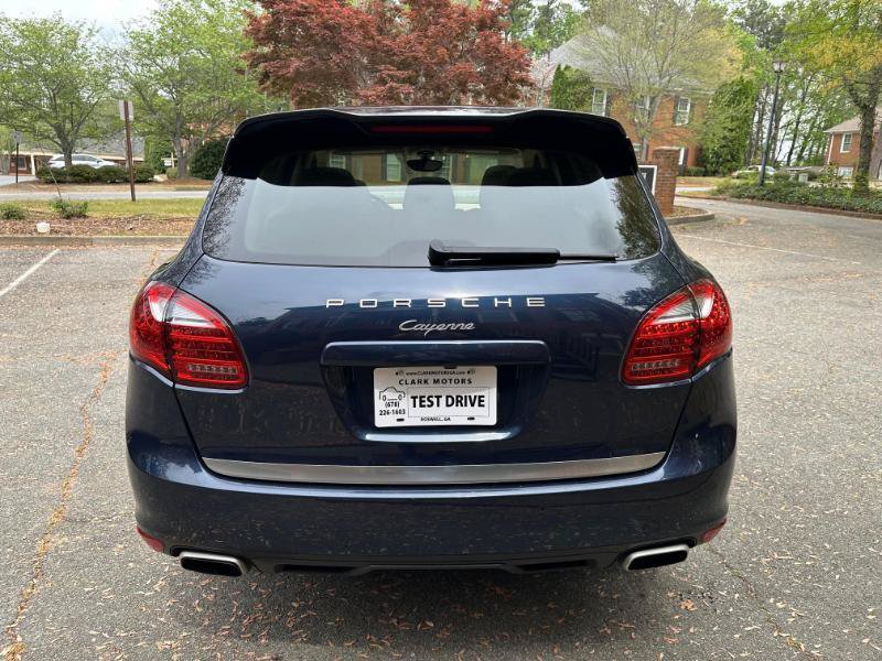 Used 2011 Porsche Cayenne AWD/4WD image 8