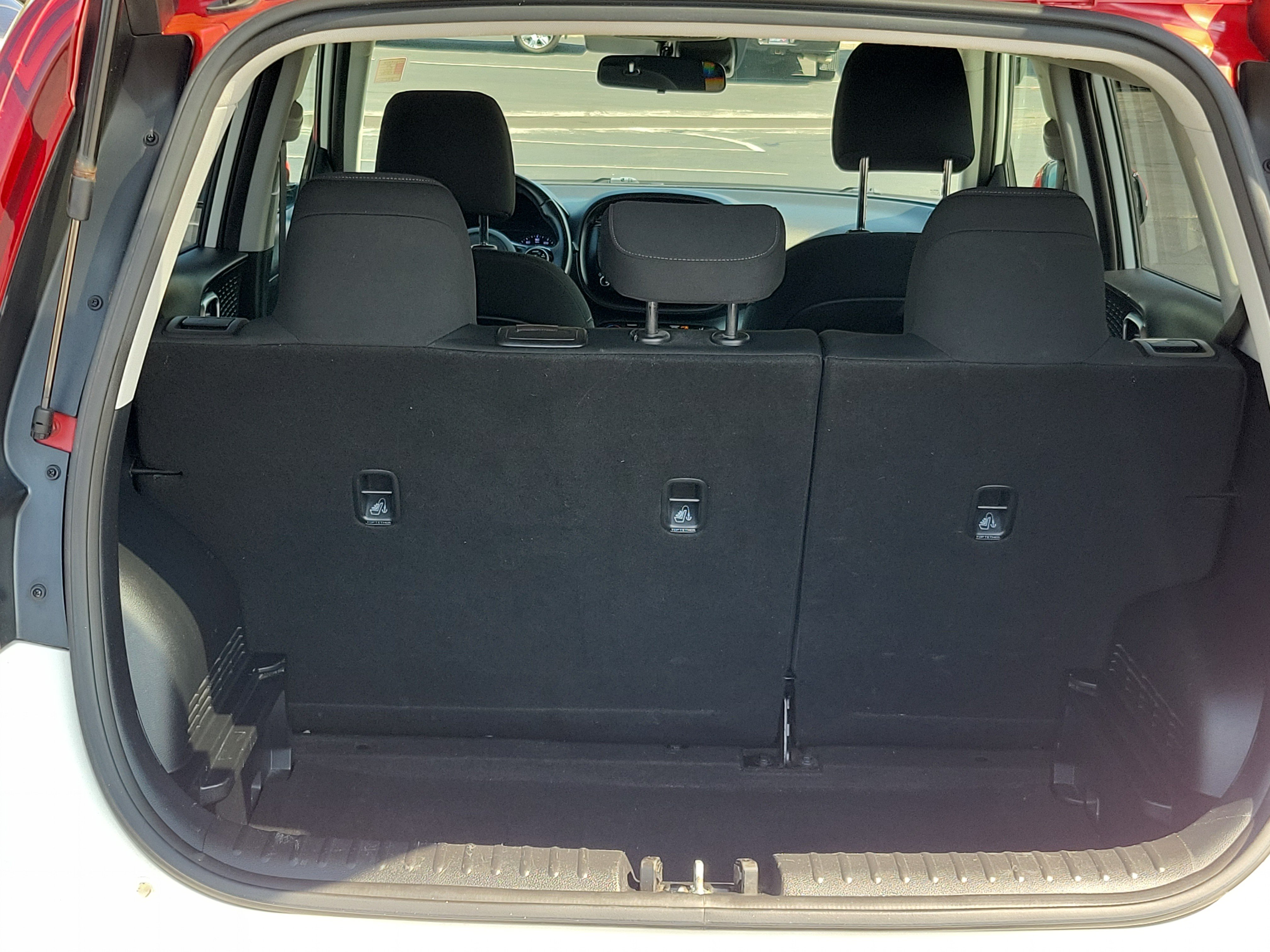 Used 2020 Kia Soul GT-Line FWD image 10
