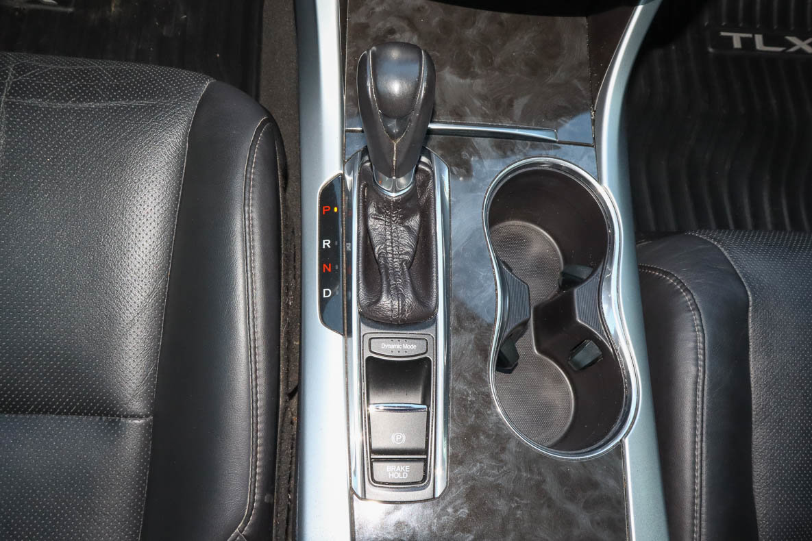 Used 2018 Acura TLX w/ Technology Package FWD image 21