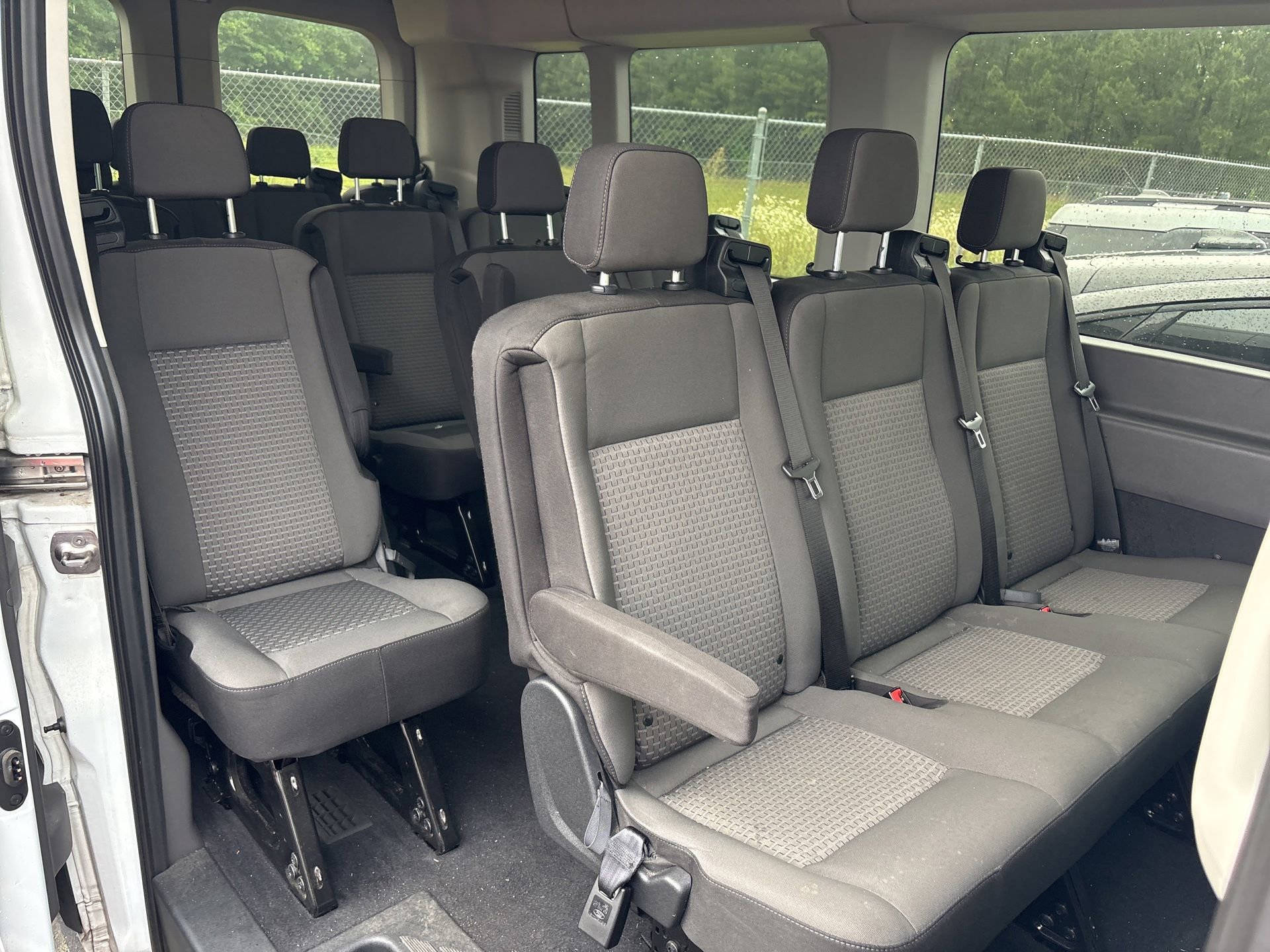 Used 2024 Ford Transit 350 XLT RWD image 4