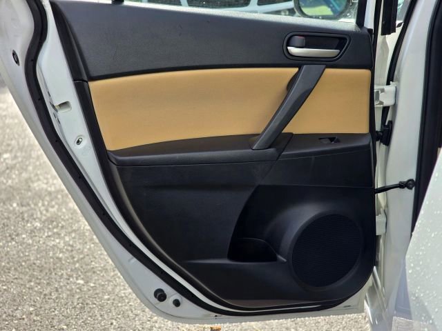 Used 2012 MAZDA MAZDA3 i Touring image 27