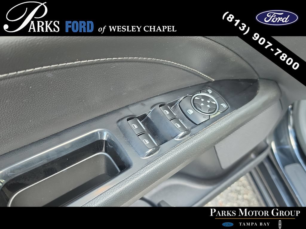 Used 2016 Ford Fusion Titanium FWD image 19