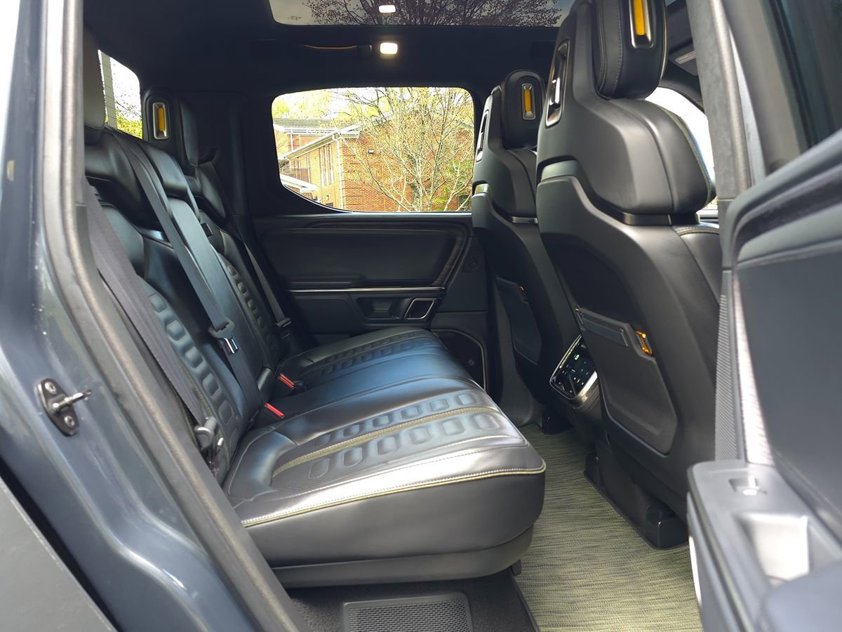 Used 2024 Rivian R1T Adventure AWD/4WD image 19