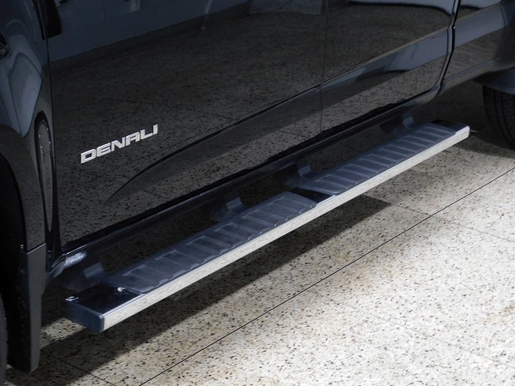 Used 2019 GMC Canyon Denali AWD/4WD image 16