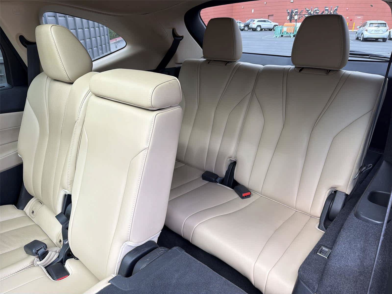 Used 2022 Acura MDX w/ Technology Package AWD/4WD image 42
