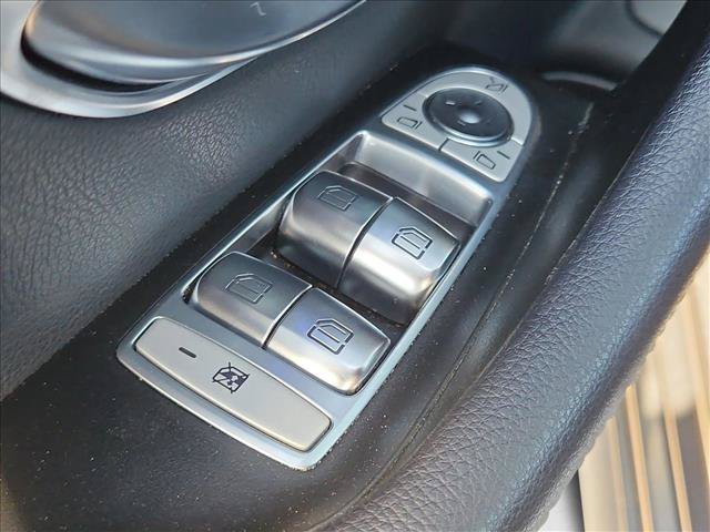 Used 2020 Mercedes-Benz E 350 Sedan image 12