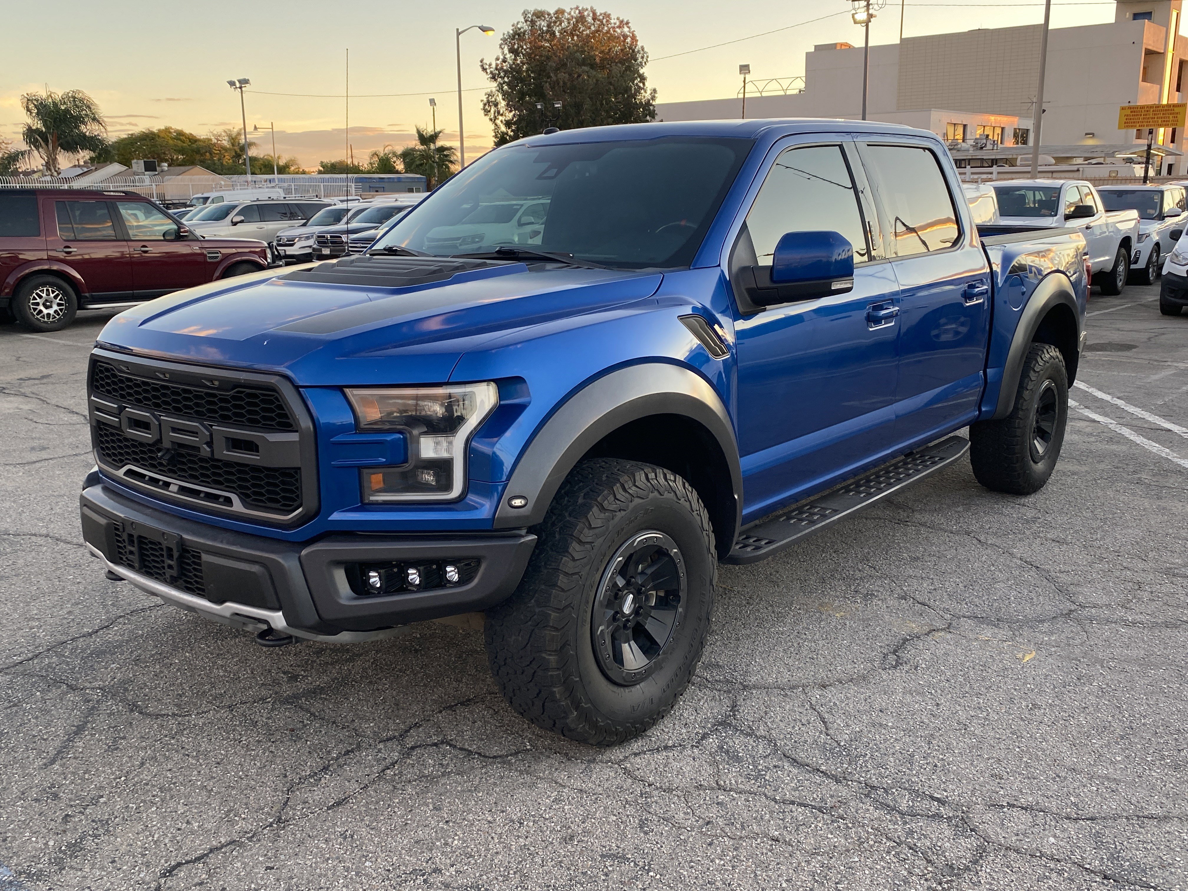 Used 2018 Ford F150 Raptor w/ Equipment Group 802A Luxury image 2