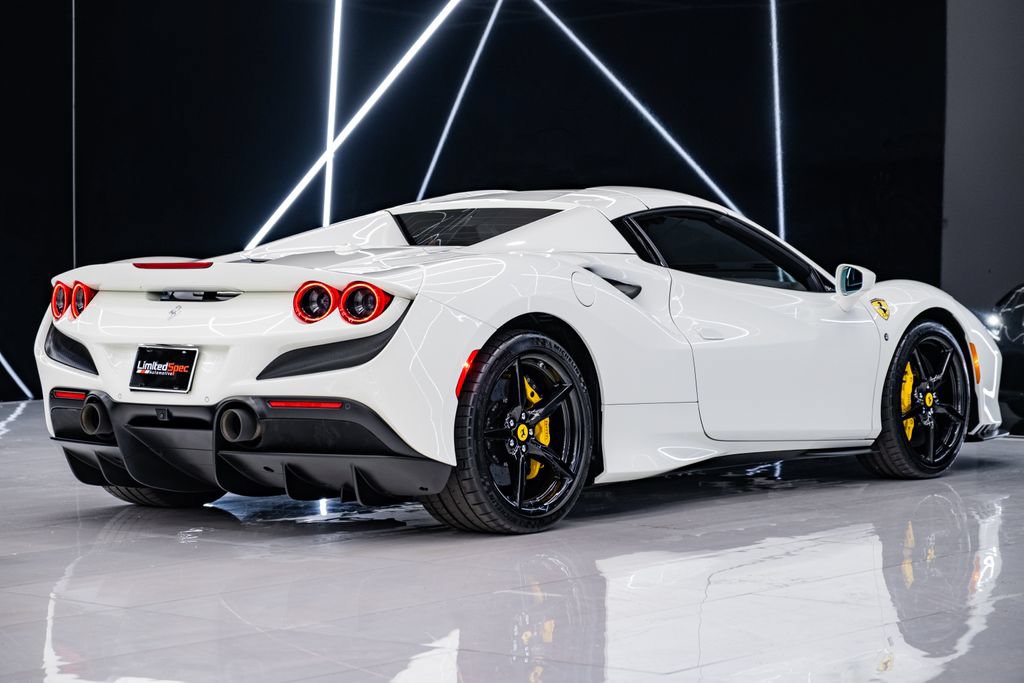 Used 2022 Ferrari F8 Tributo RWD image 27