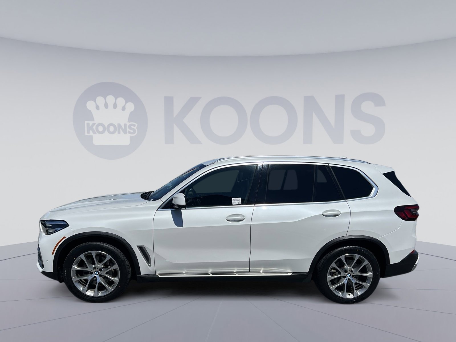 Used 2023 BMW X5 xDrive40i image 2