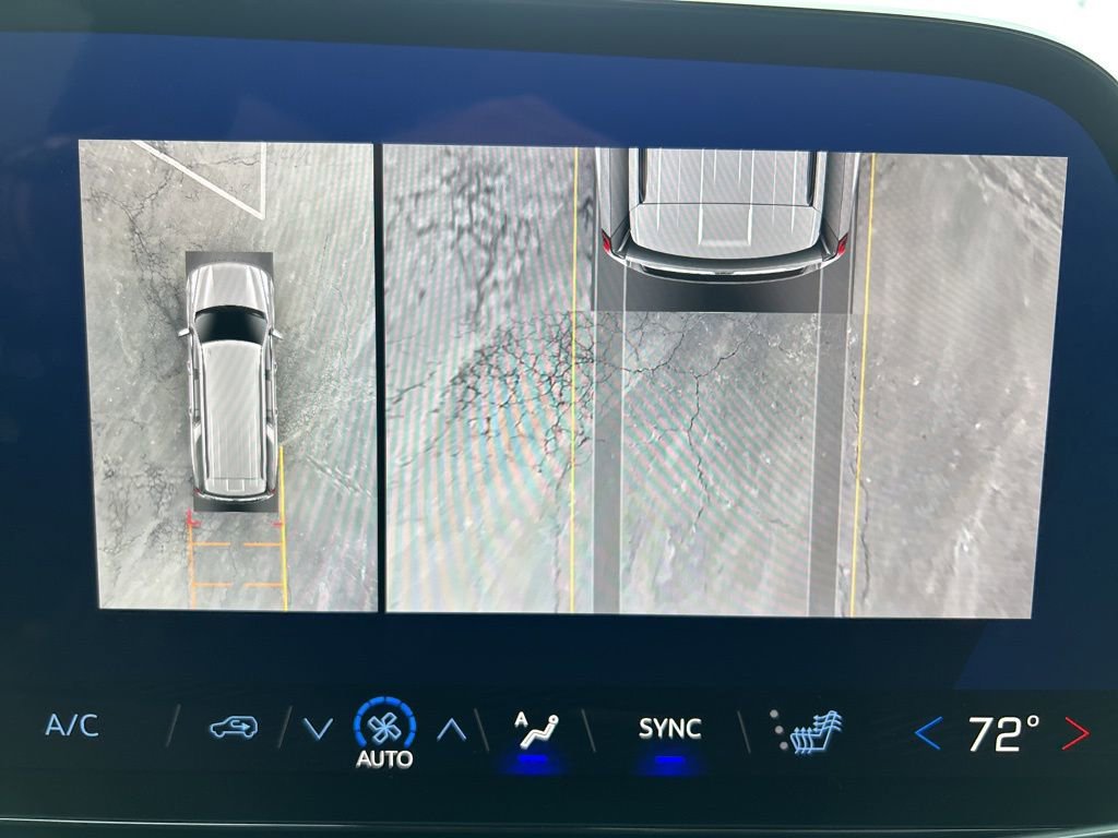 Used 2025 Chevrolet Suburban RST w/ Comfort Package image 32