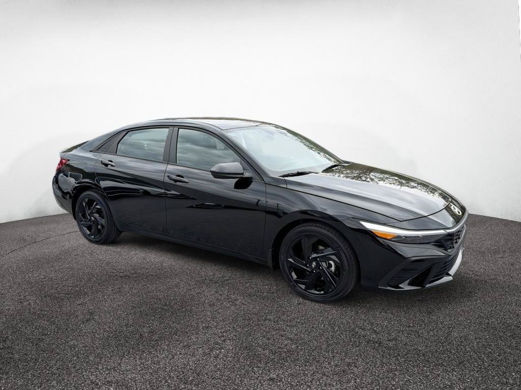 New 2026 Hyundai Elantra Sport FWD image 2