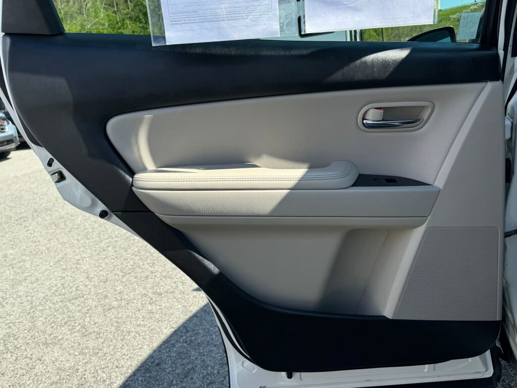 Used 2012 MAZDA CX-9 Touring w/ Moonroof & Bose Audio Pkg AWD/4WD image 15