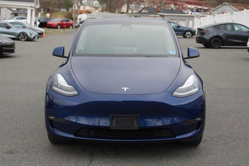 Used 2022 Tesla Model Y Long Range image 2