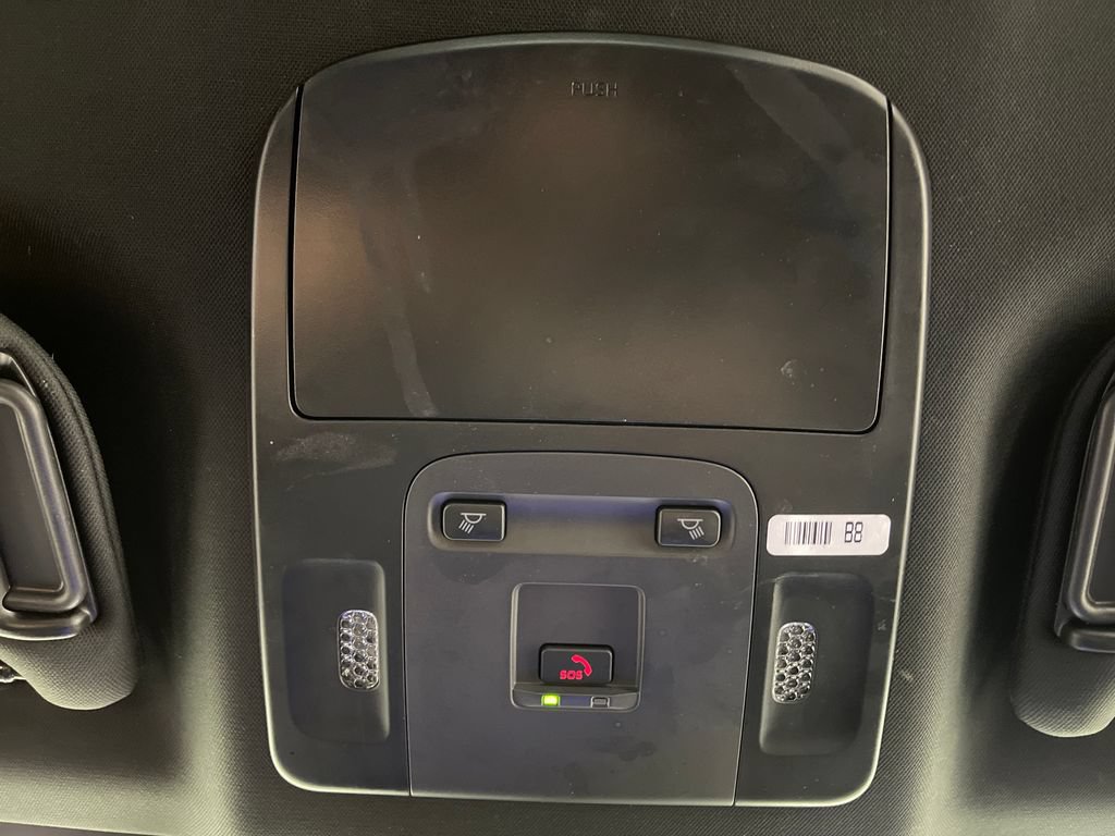 Certified 2025 Toyota Camry SE FWD image 29