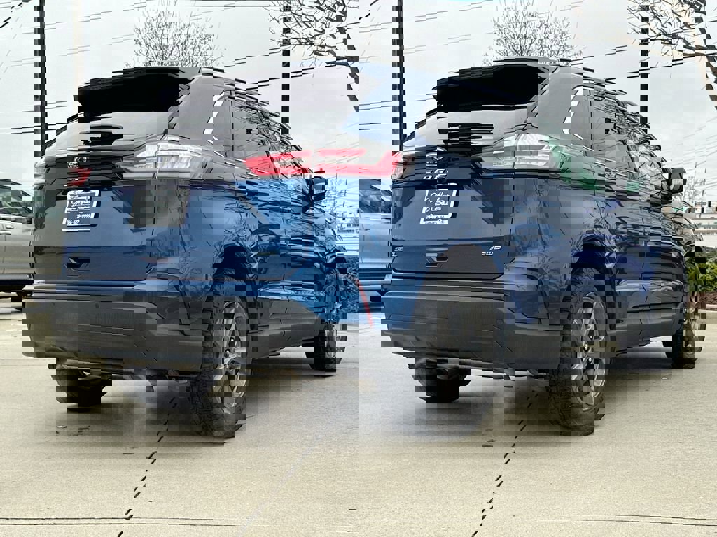 Used 2022 Ford Edge SEL w/ Sport Appearance Package image 8