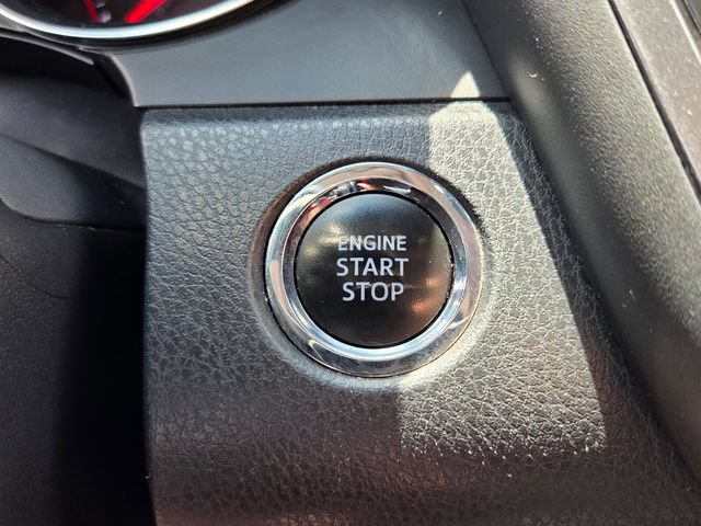 Used 2019 Toyota Camry XSE FWD image 28