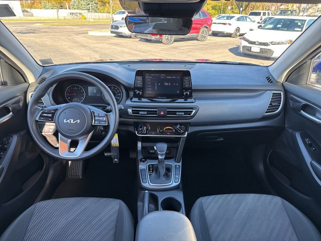 Certified 2023 Kia Seltos LX image 19