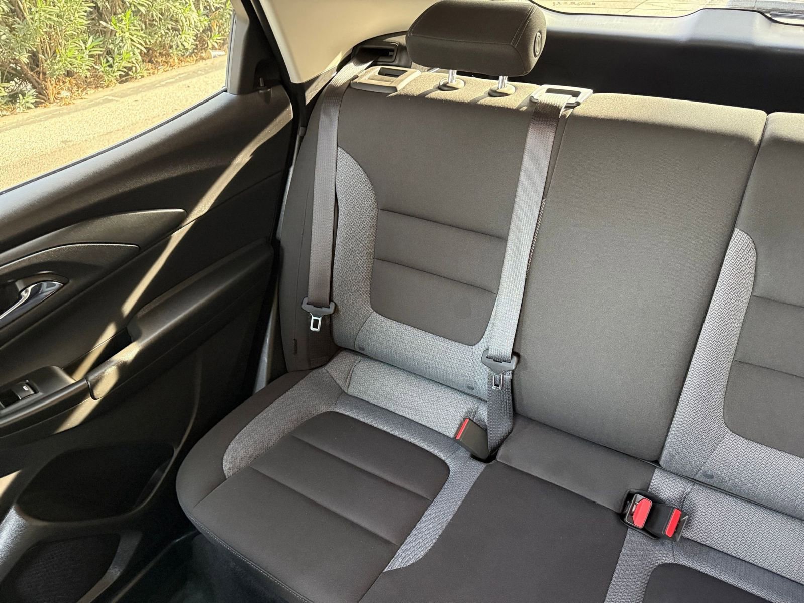 Used 2025 Chevrolet TrailBlazer LT image 37