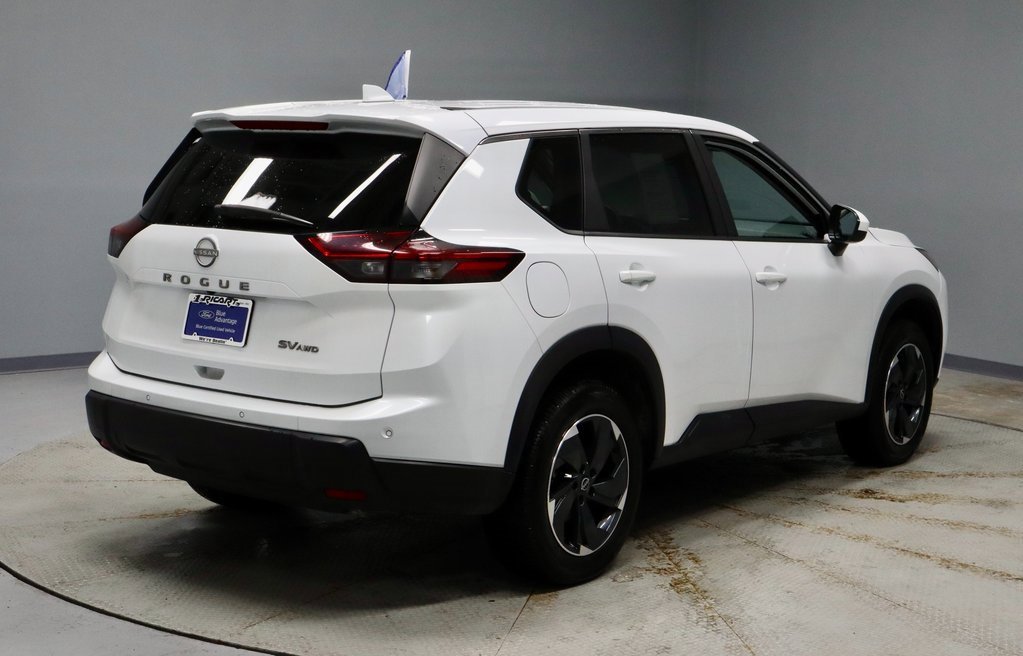 Certified 2024 Nissan Rogue SV image 11