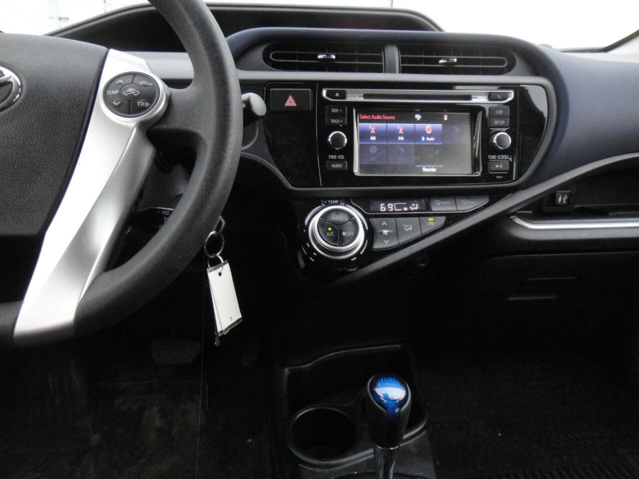Used 2017 Toyota Prius C Two FWD image 11