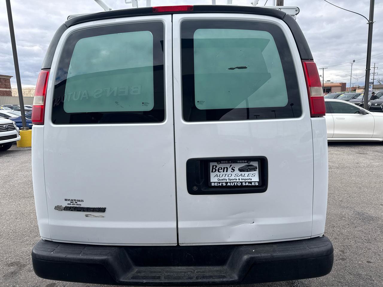 Used 2015 Chevrolet Express 2500 image 7