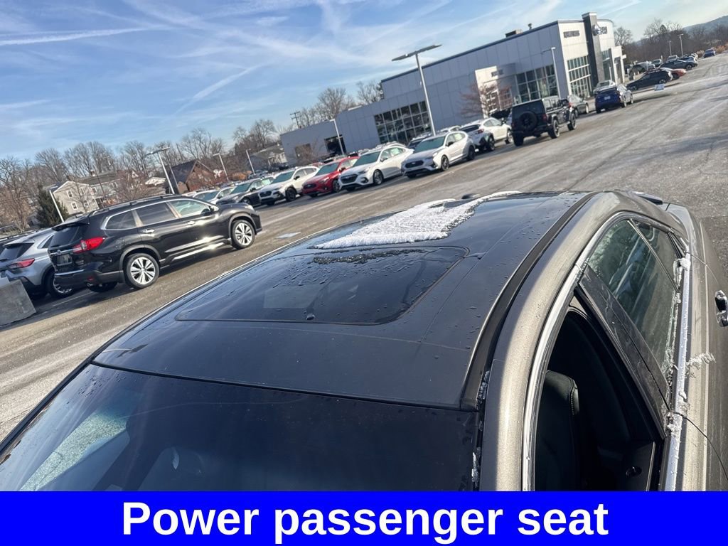 Used 2015 Ford Taurus SHO w/ Equipment Group 401A image 22