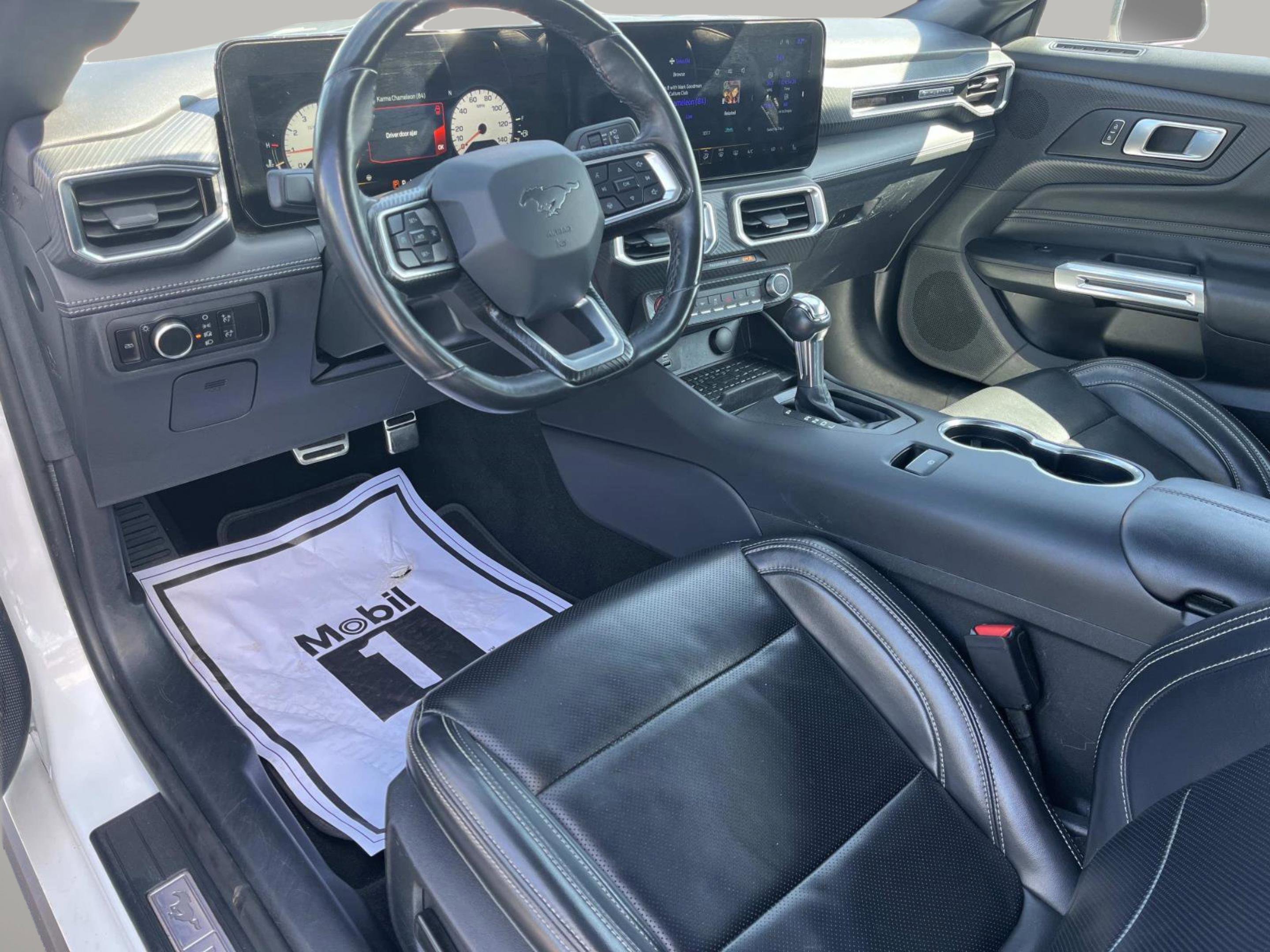 Used 2024 Ford Mustang Premium image 10