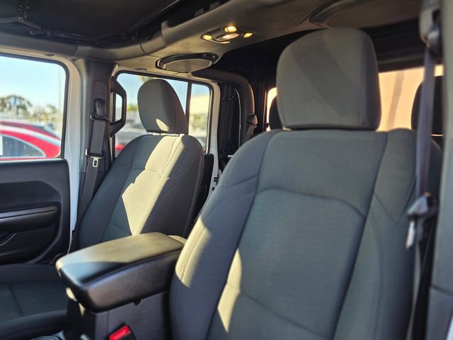 Used 2020 Jeep Gladiator Sport w/ Quick Order Package 24S image 20