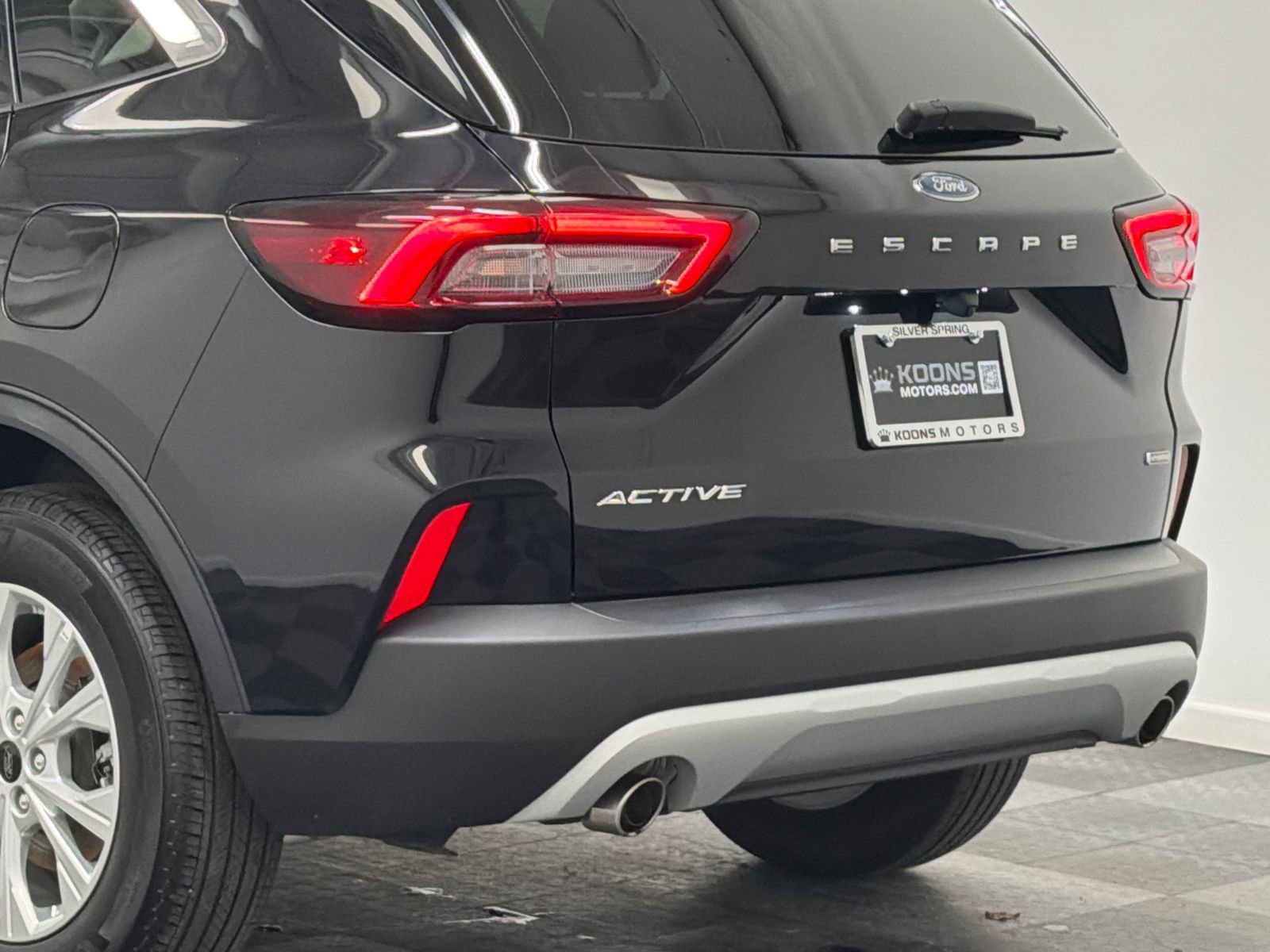 Used 2023 Ford Escape Active FWD image 7