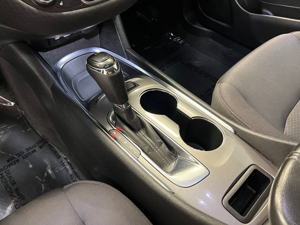Used 2020 Chevrolet Malibu LT FWD image 27