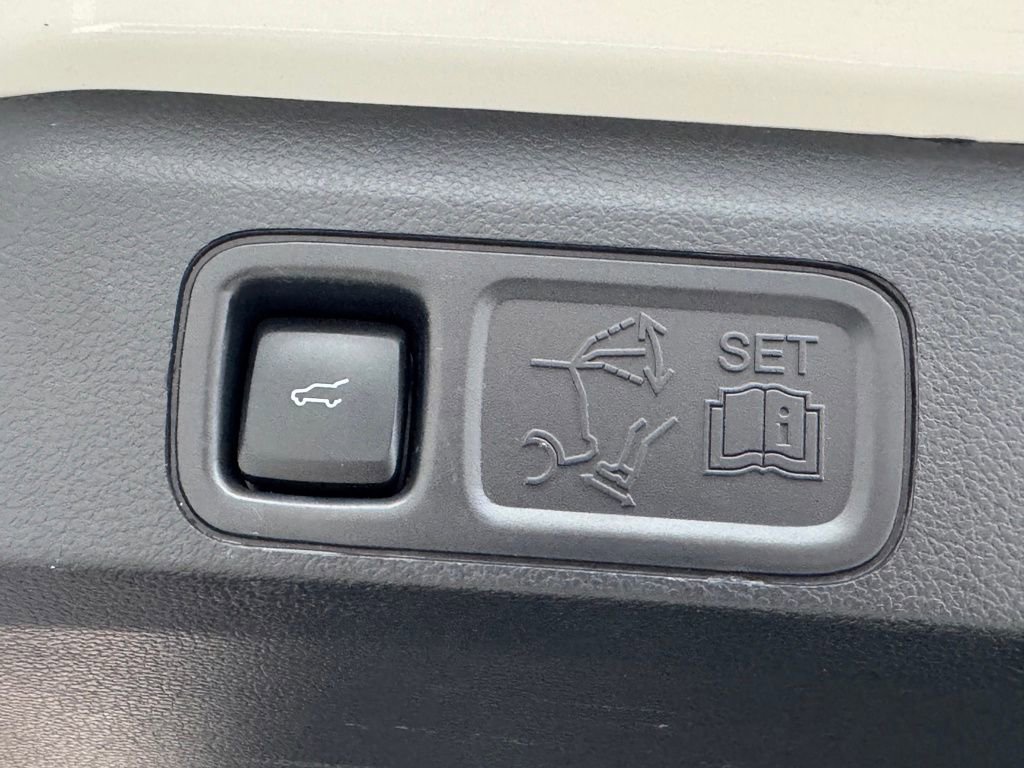 Used 2022 Ford Expedition Platinum image 37