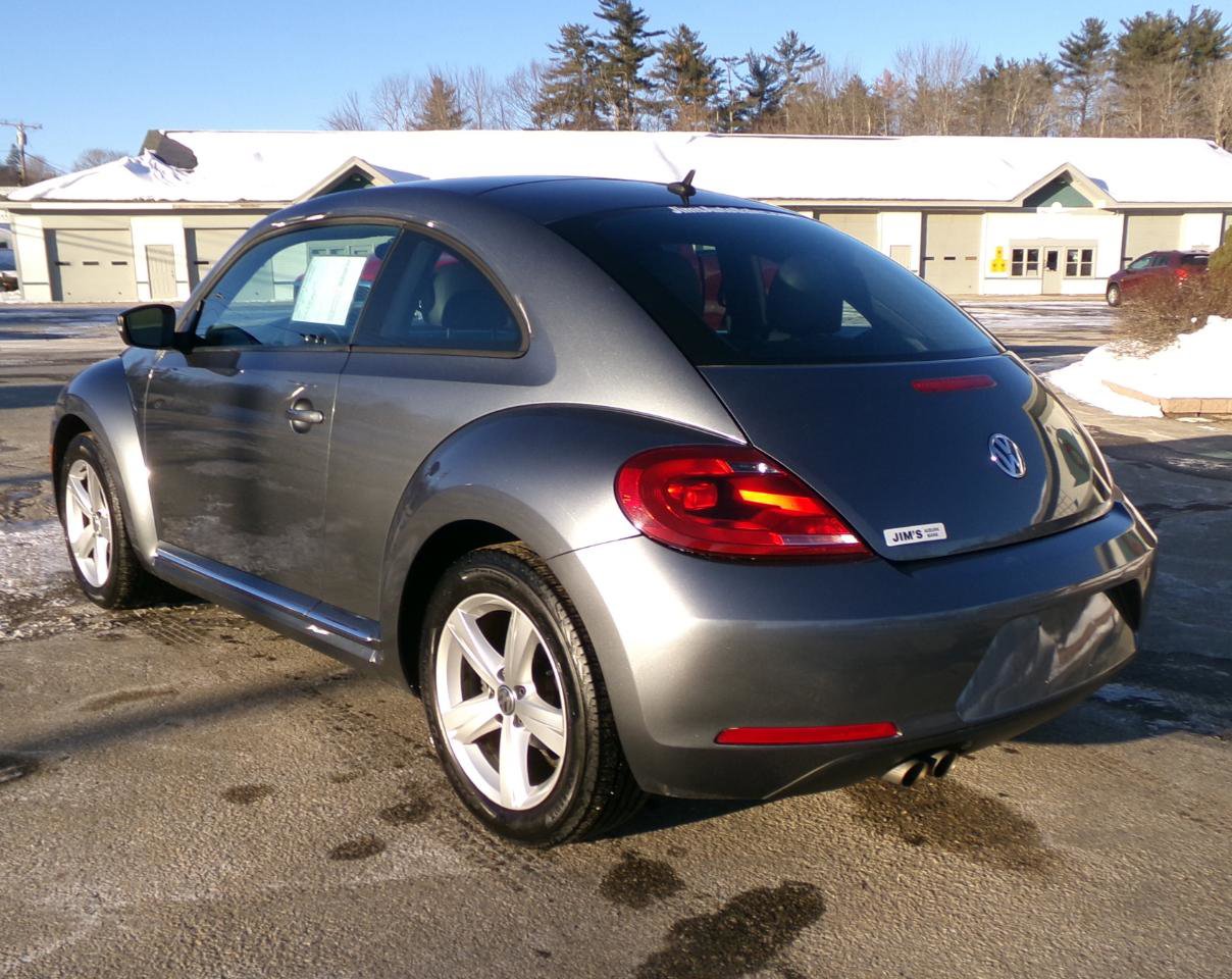 Used 2013 Volkswagen Beetle 2.5 image 4