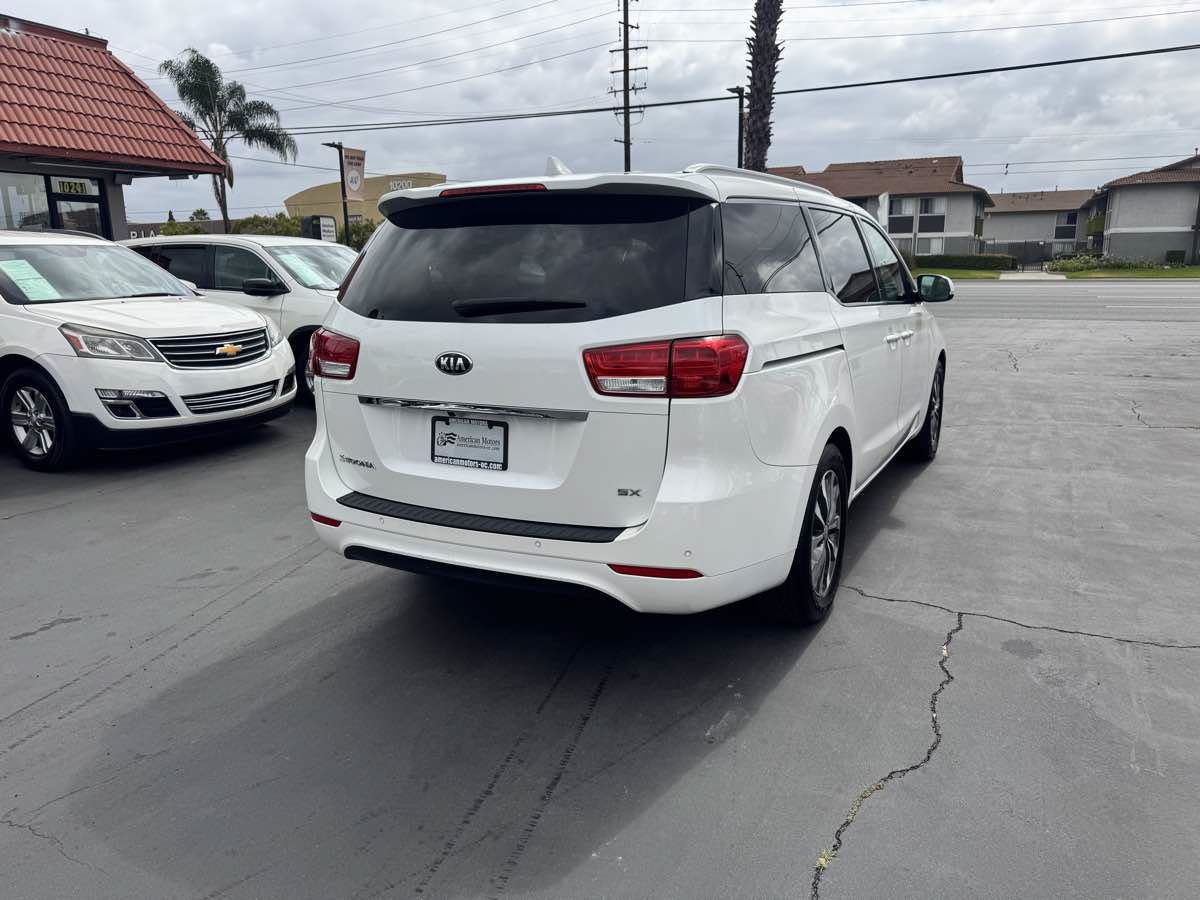 Used 2016 Kia Sedona SX FWD image 5