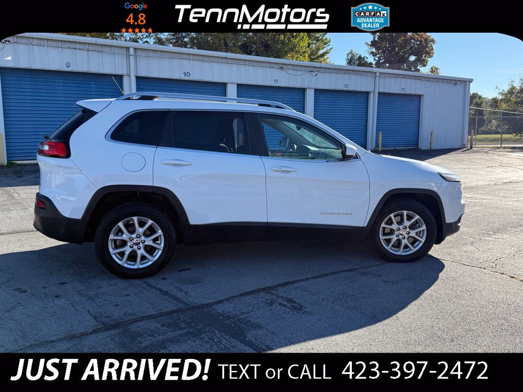 Used 2015 Jeep Cherokee Latitude w/ Comfort/Convenience Group FWD image 4