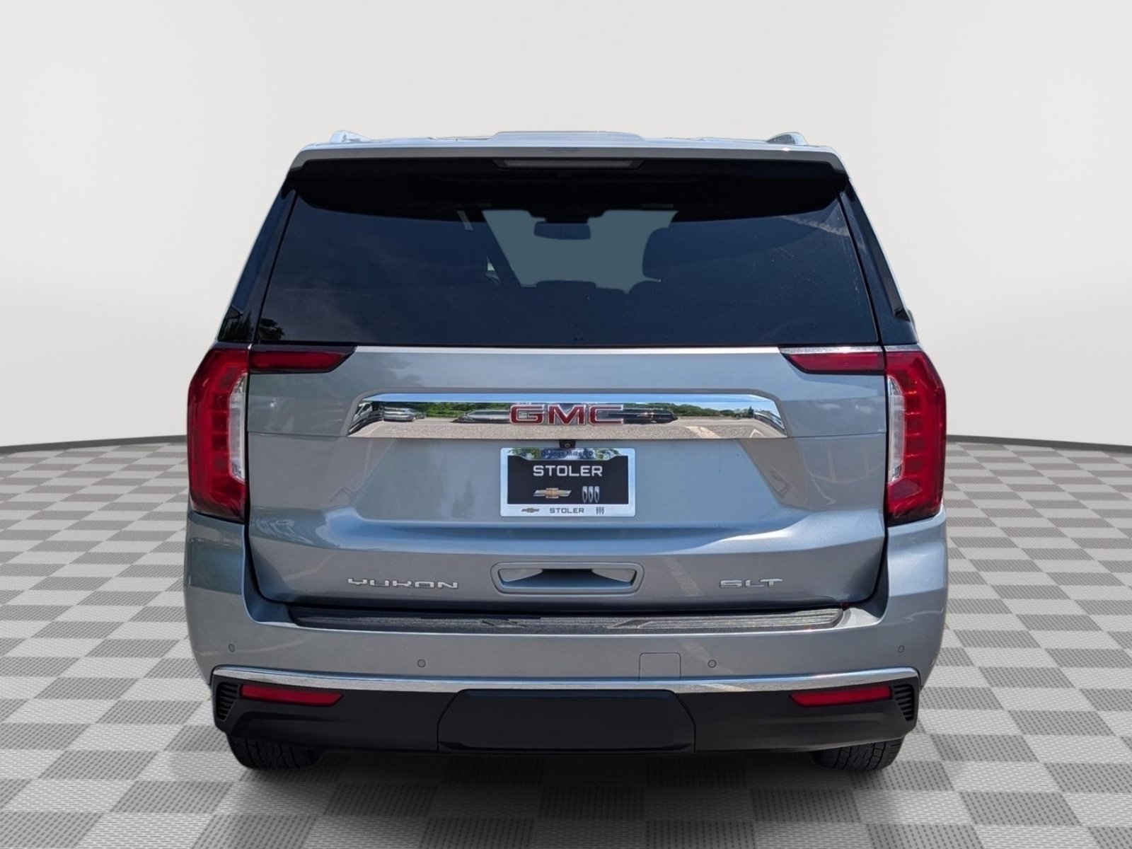 Used 2024 GMC Yukon SLT AWD/4WD image 4