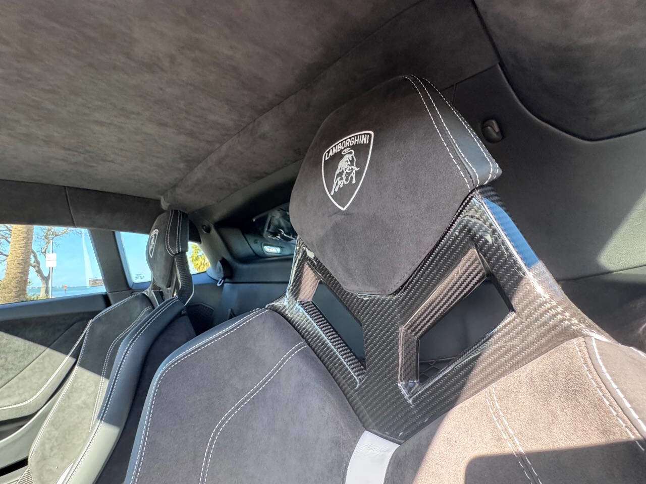 Used 2022 Lamborghini Huracan EVO image 68