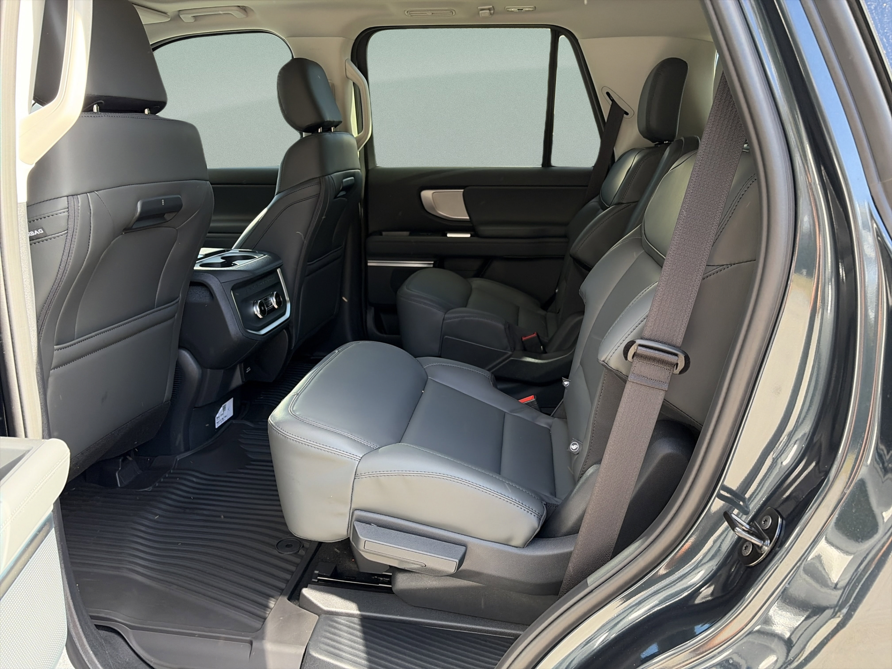 New 2026 Ford Expedition Active AWD/4WD image 16
