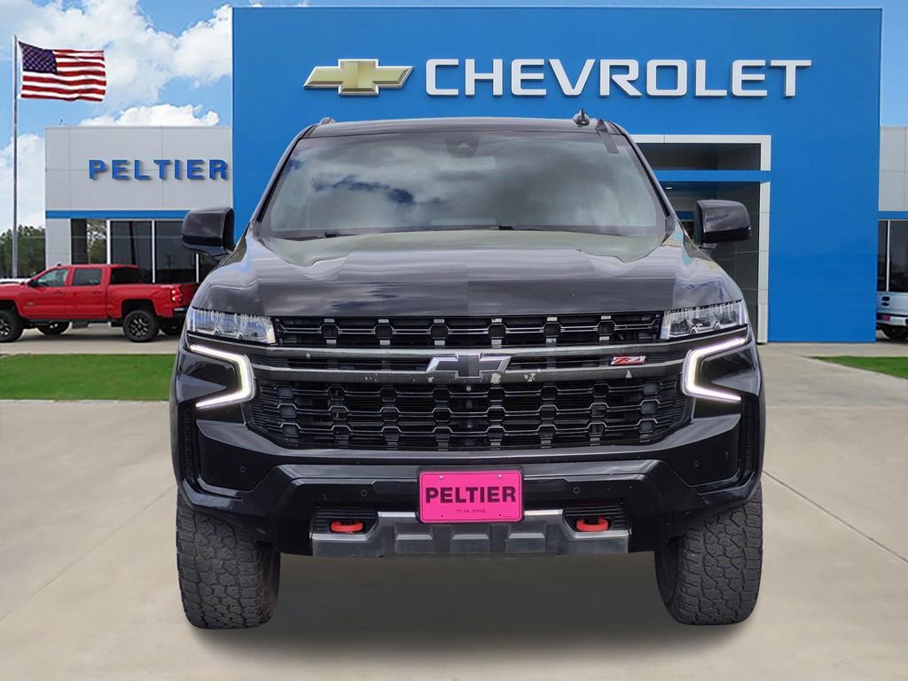 Used 2021 Chevrolet Suburban Z71 w/ Z71 Signature Package image 2