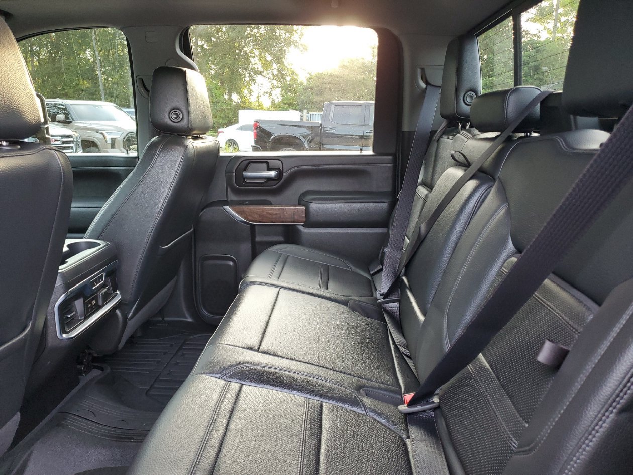 Used 2020 GMC Sierra 3500 Denali w/ Denali Ultimate Package AWD/4WD image 11