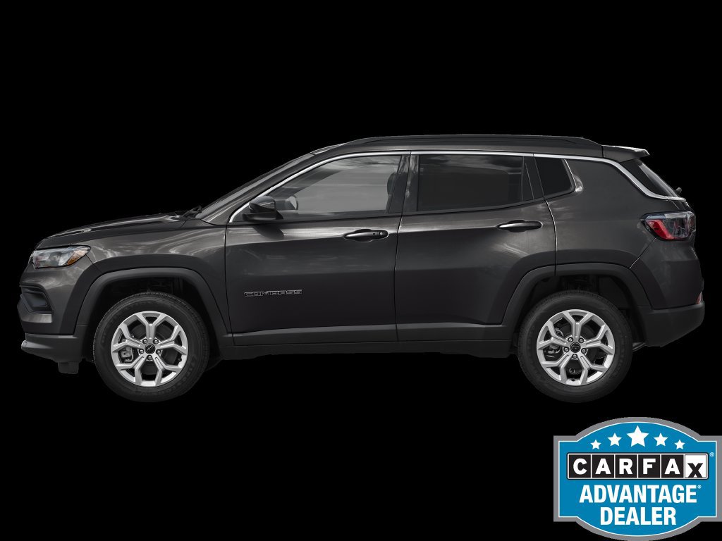 Used 2025 Jeep Compass Latitude AWD/4WD image 5